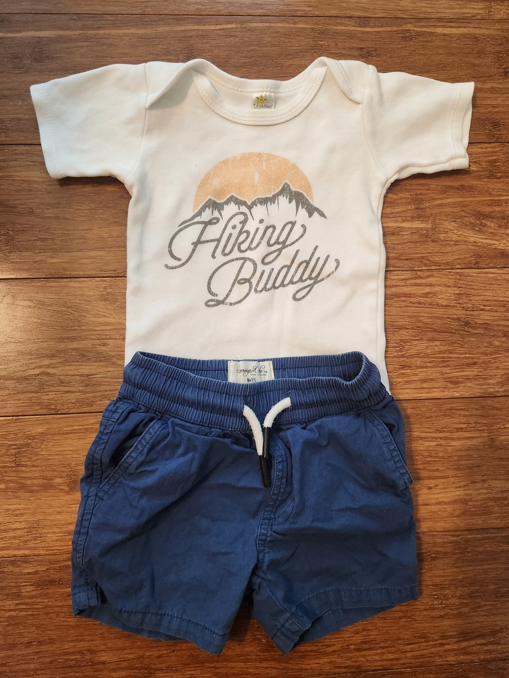 Baby Boys Hiking Buddy Bodysuit Onesie & Blue Drawstring Shorts, 12-18 Months